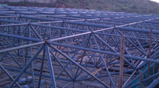 汝州概述网架加工中对钢材的质量的过细恳求